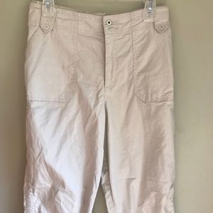 EUC Gloria Vanderbilt Capri Khakis